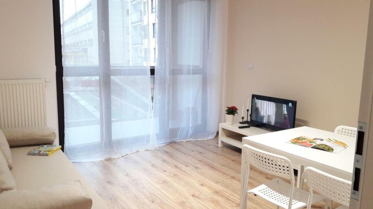 Newburg Apartments Wolska Warsaw Ngoại thất bức ảnh
